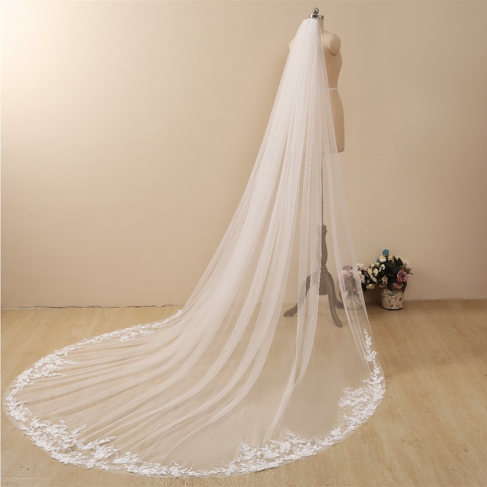 Brand New Cathedral Wedding Veil with lace flowers